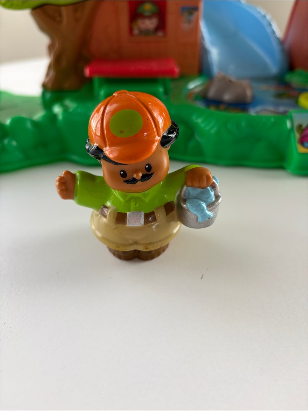 Fisher-Price Little People Animal Sounds Zoo / Zoo Talkers - Picture 3 of 13